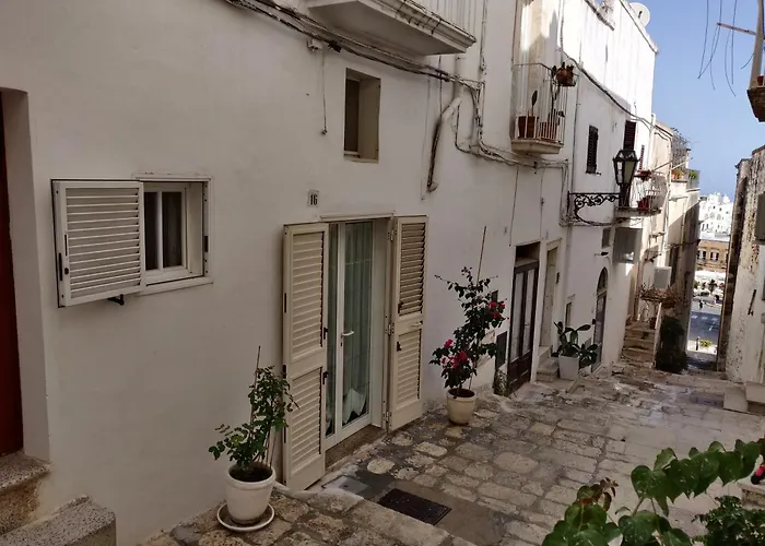 Casetta Centro Storico أوستوني