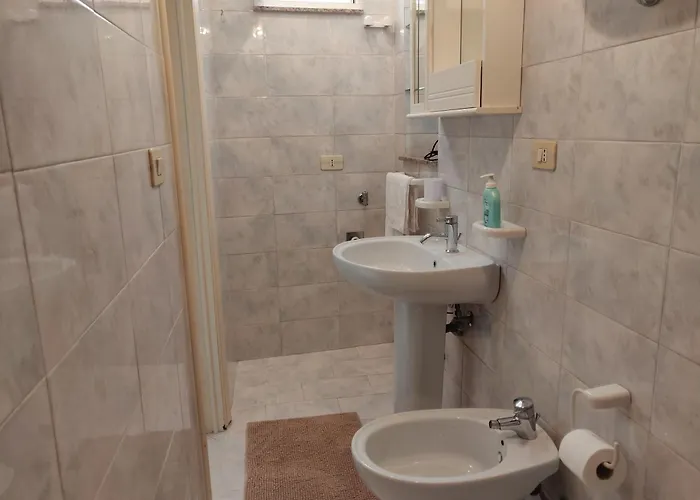 Casetta Centro Storico بيت للعطل أوستوني